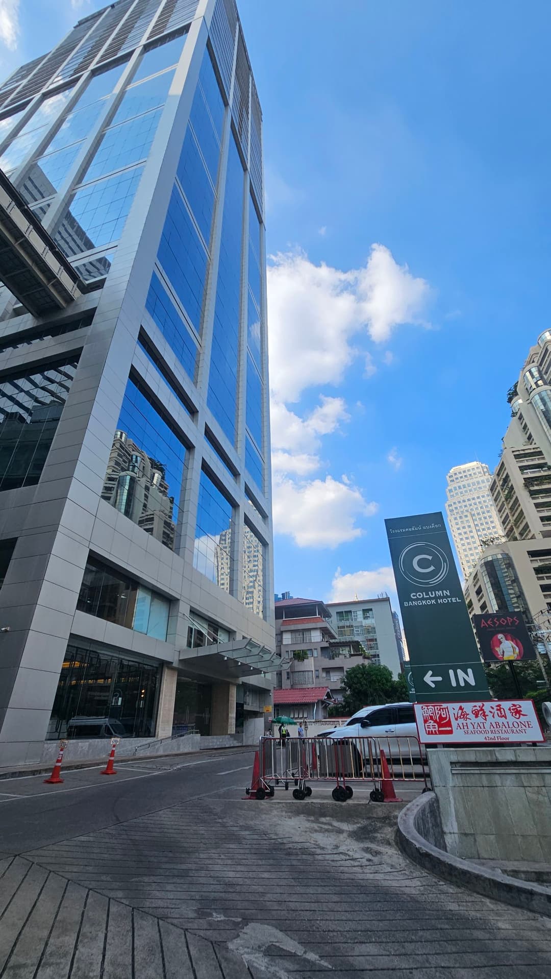 Column Bangkok Hotel