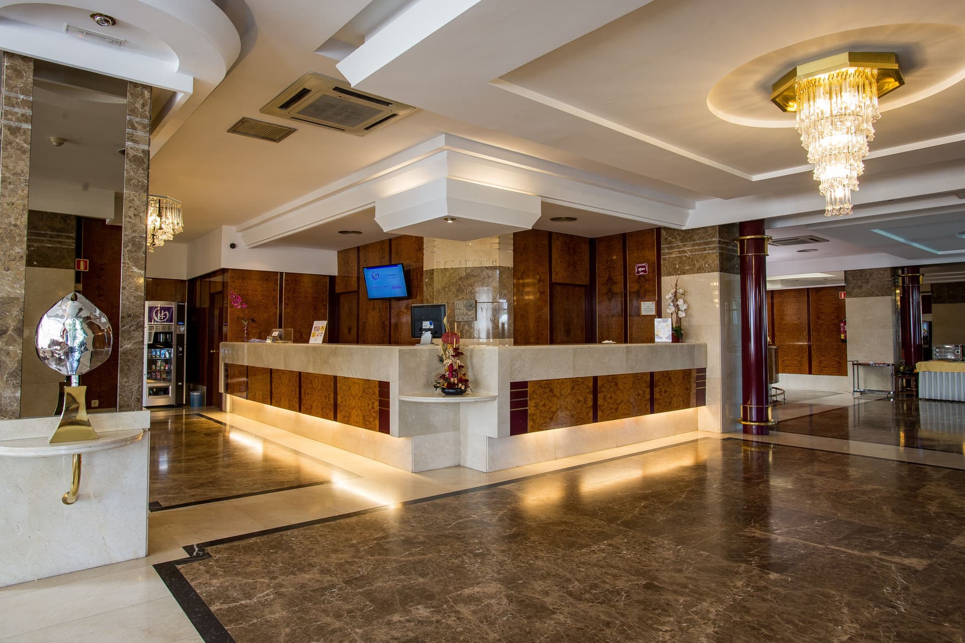 Hotel Porcel Aida