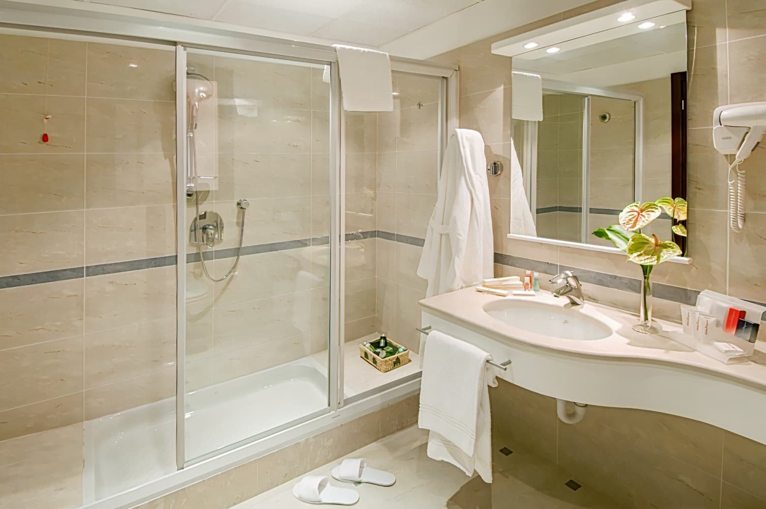 As Hotel cambiago