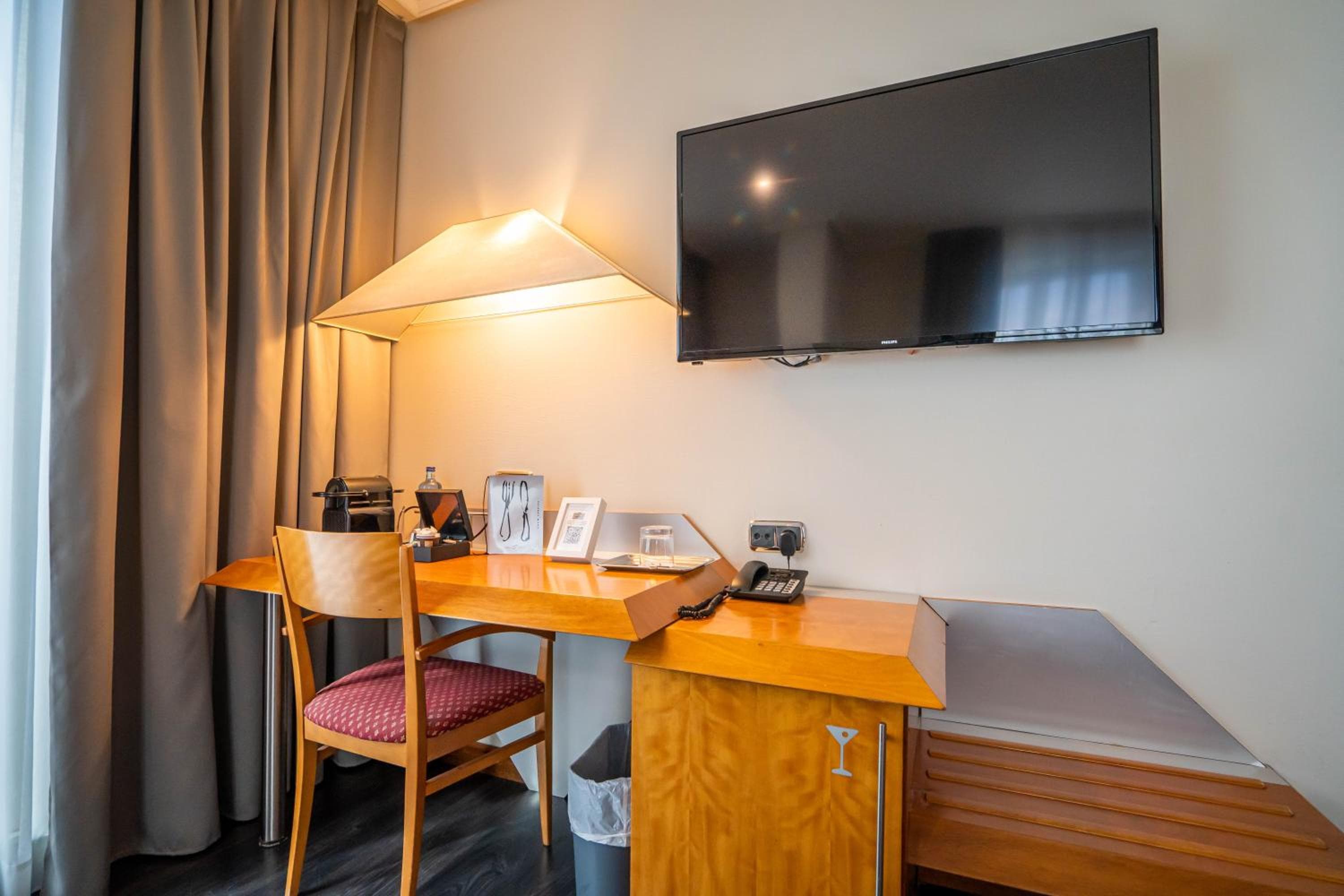 Abba Sants Hotel Sup