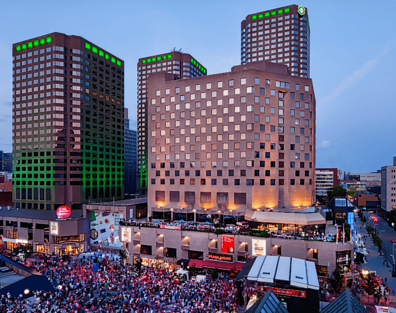 DoubleTree by Hilton Montreal