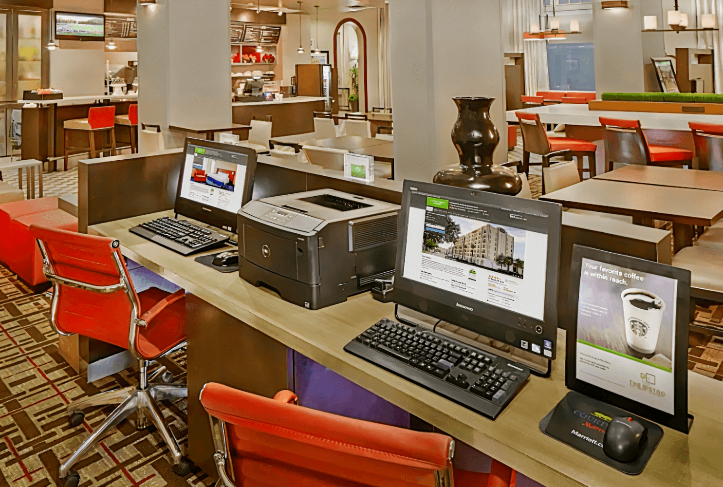 Courtyard by Marriott St. Petersburg Downtown