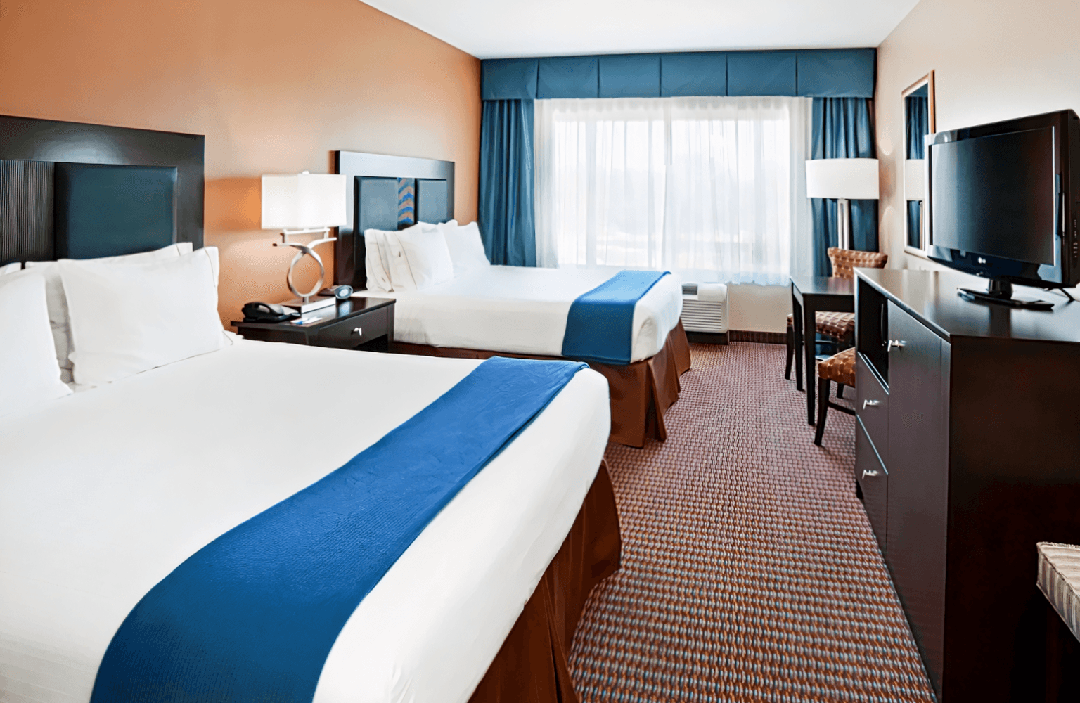 Holiday Inn Express & Suites Charleston - Mount Pleasant