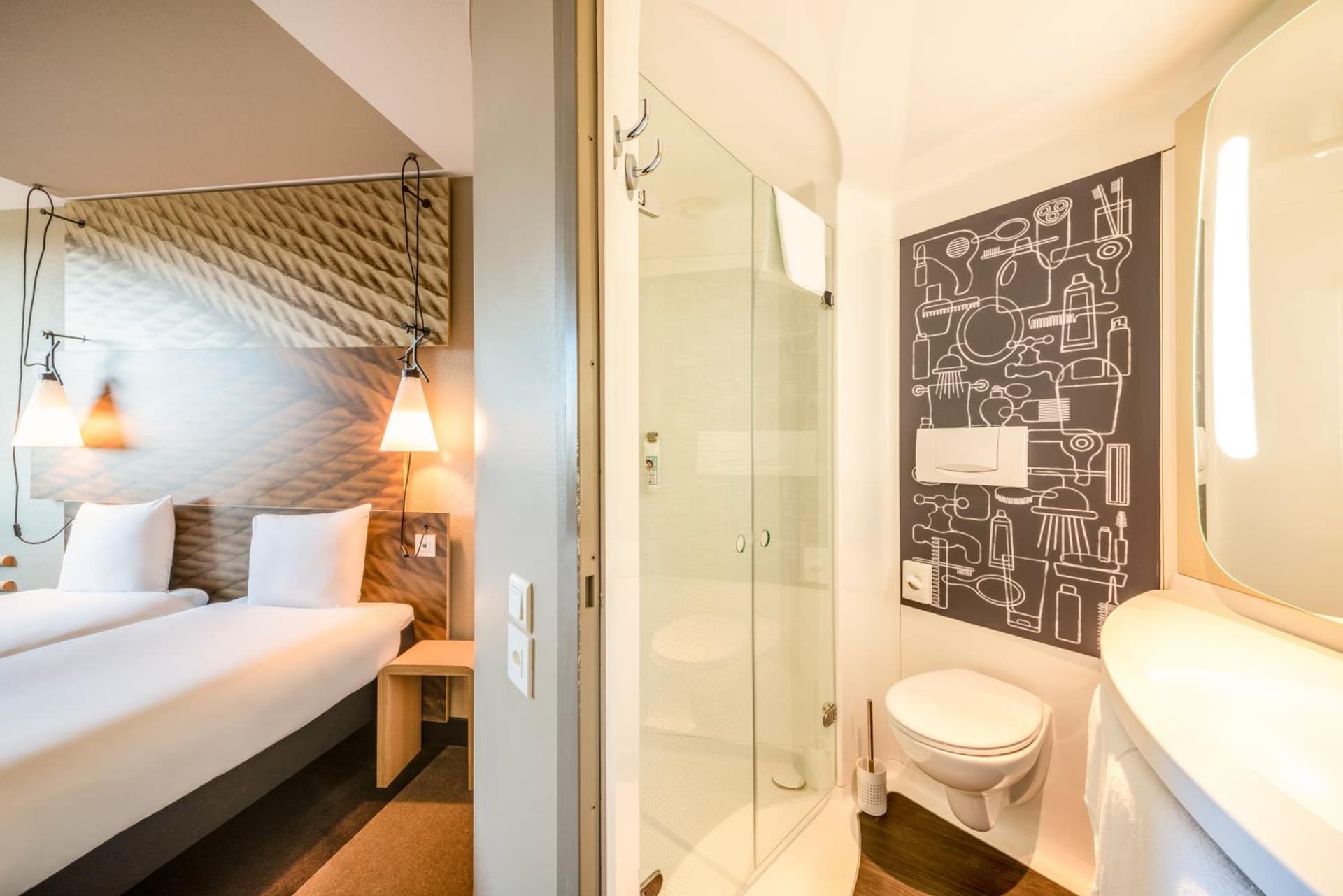 ibis Caen Porte de Bretagne