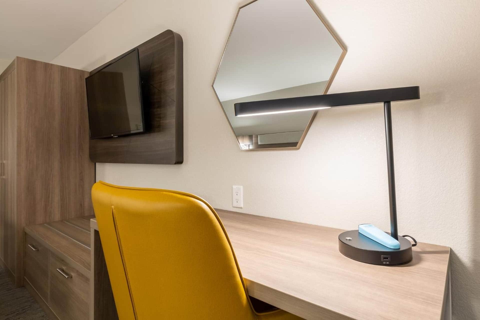 Holiday Inn Express Van Nuys