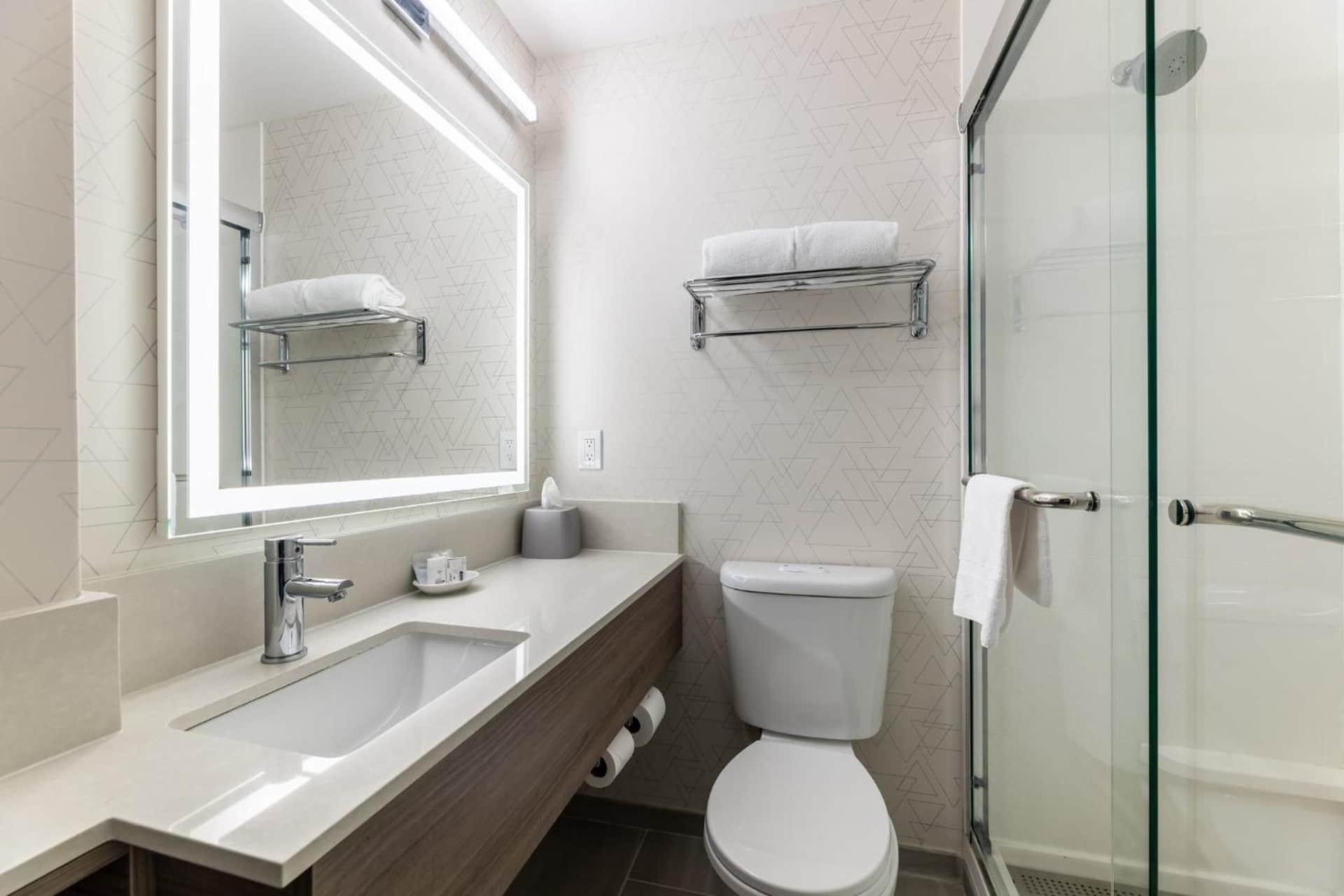 Holiday Inn Express Van Nuys