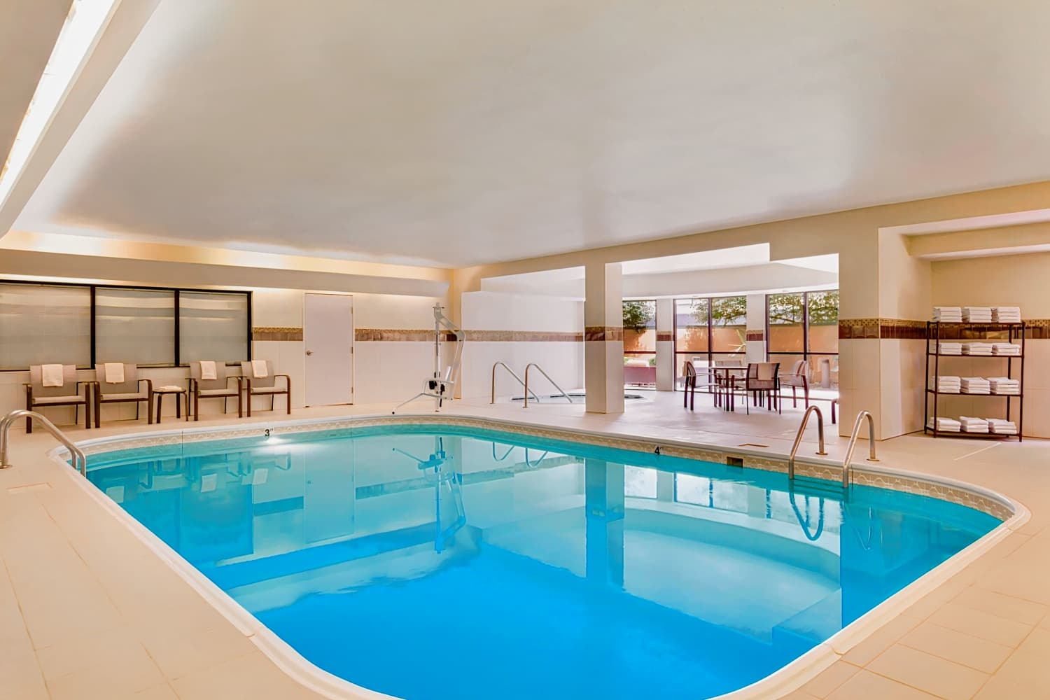 Courtyard by Marriott Bloomington Normal