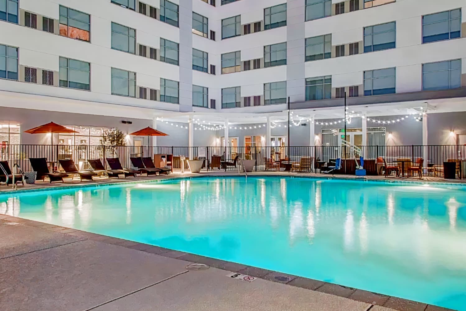 Cambria Hotel Phoenix Chandler-Fashion Center