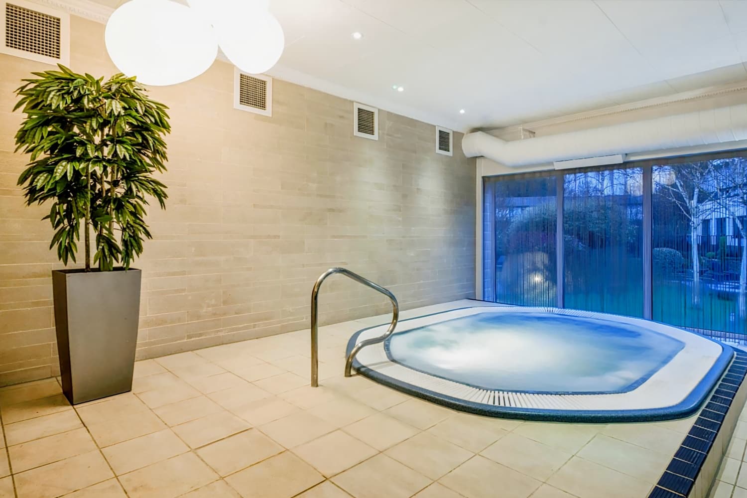 Crowne Plaza Felbridge - Gatwick, an IHG Hotel