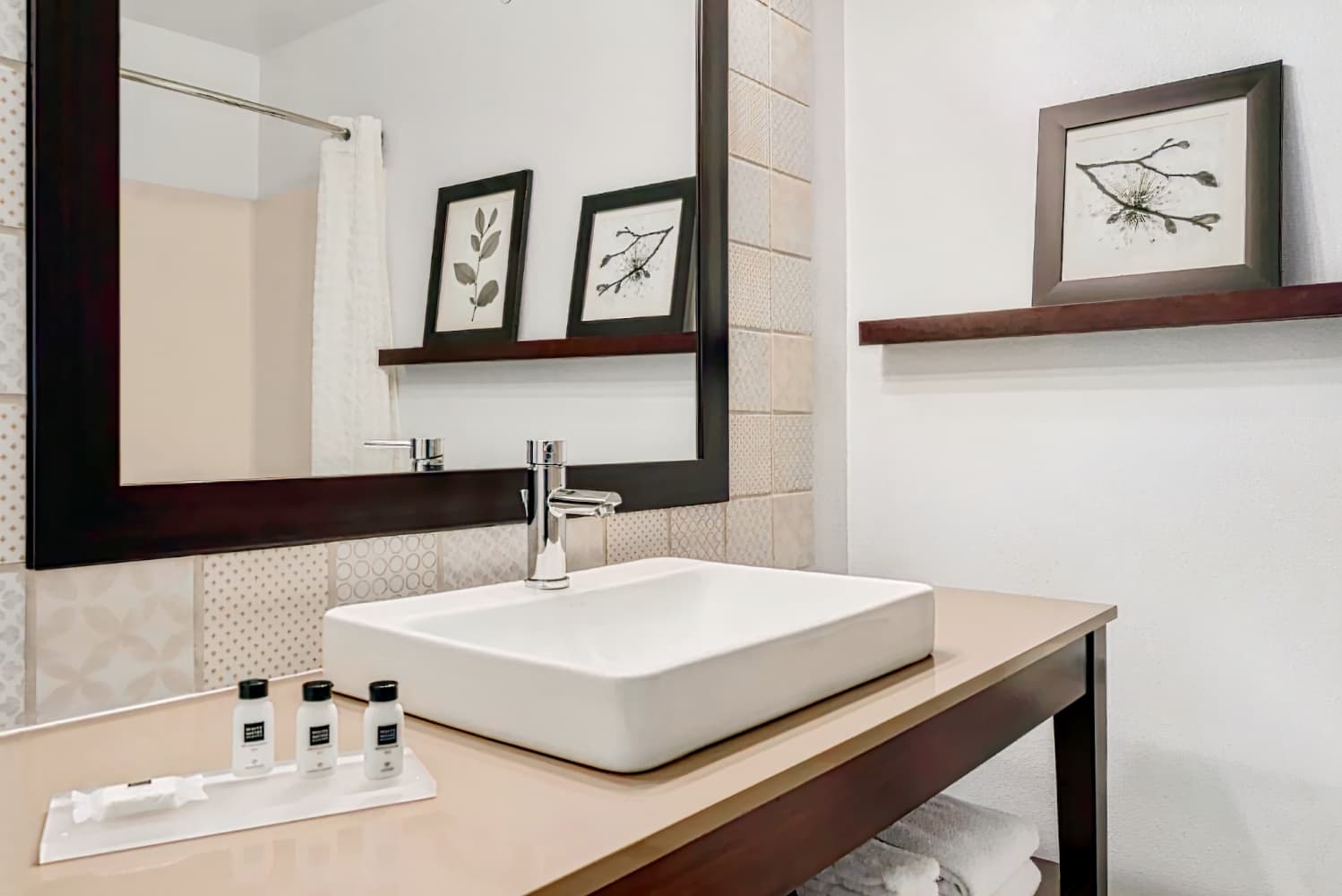 Country Inn & Suites Horseheads, NY