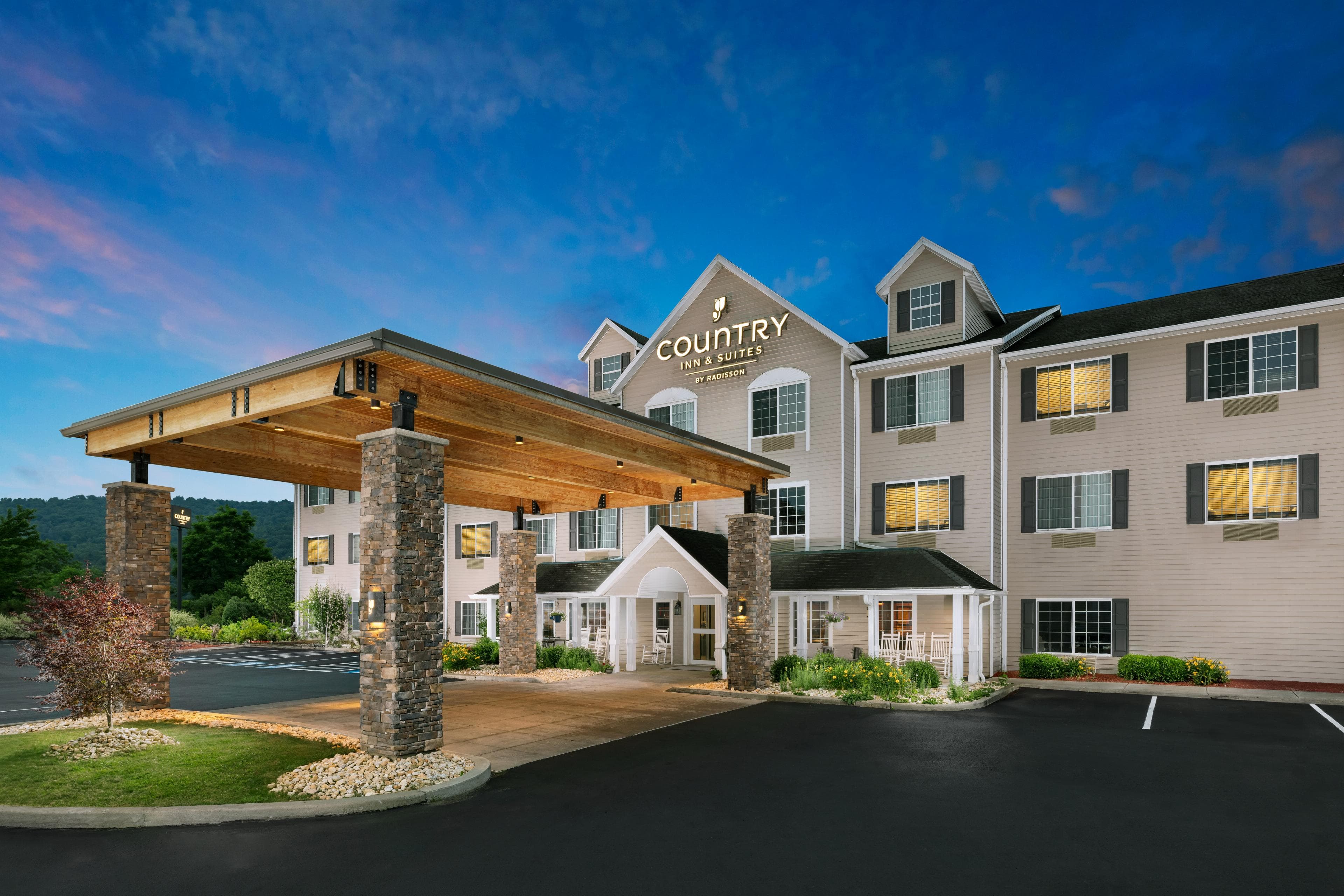 Country Inn & Suites Horseheads, NY