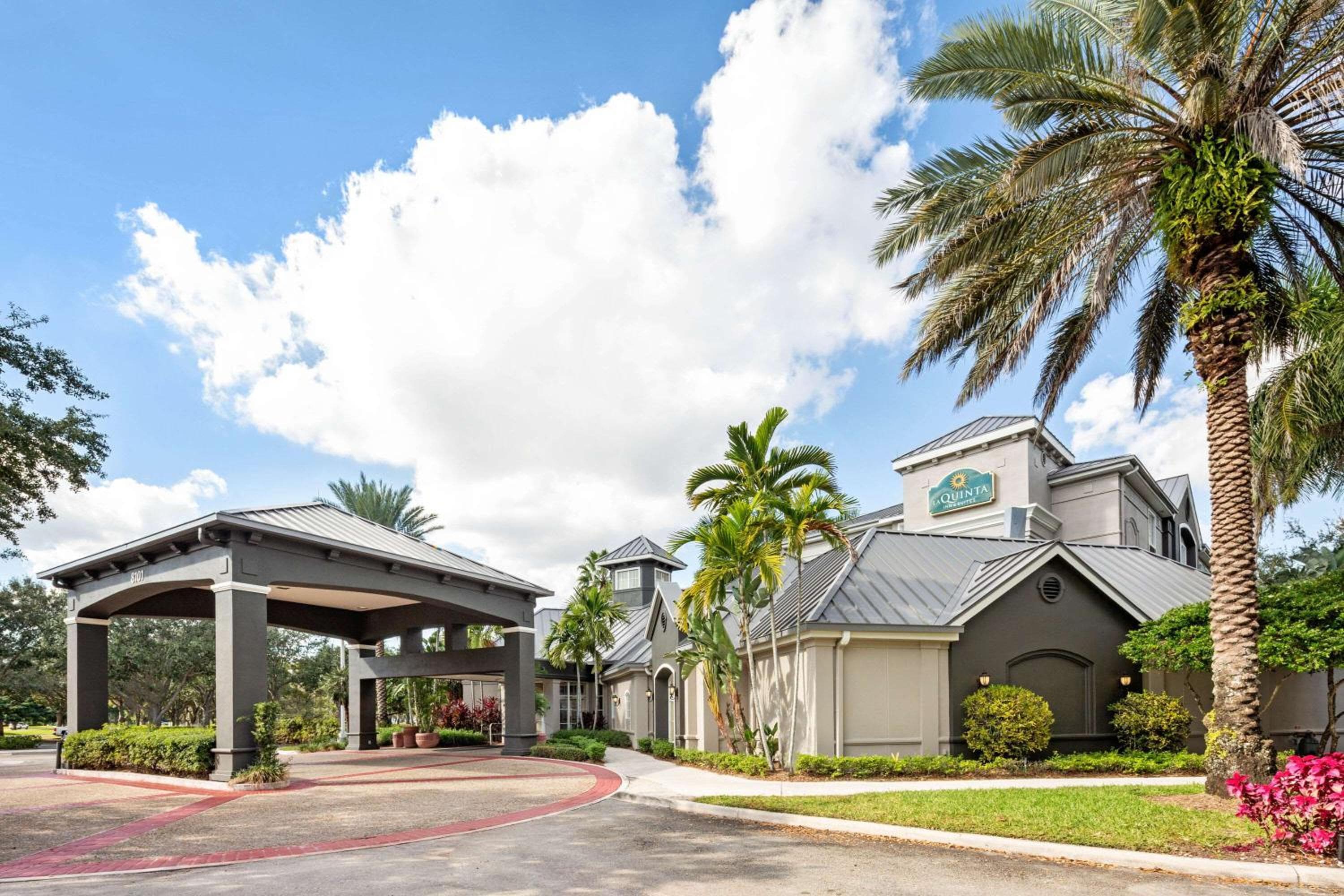 La Quinta by Wyndham Ft. Lauderdale Plantation