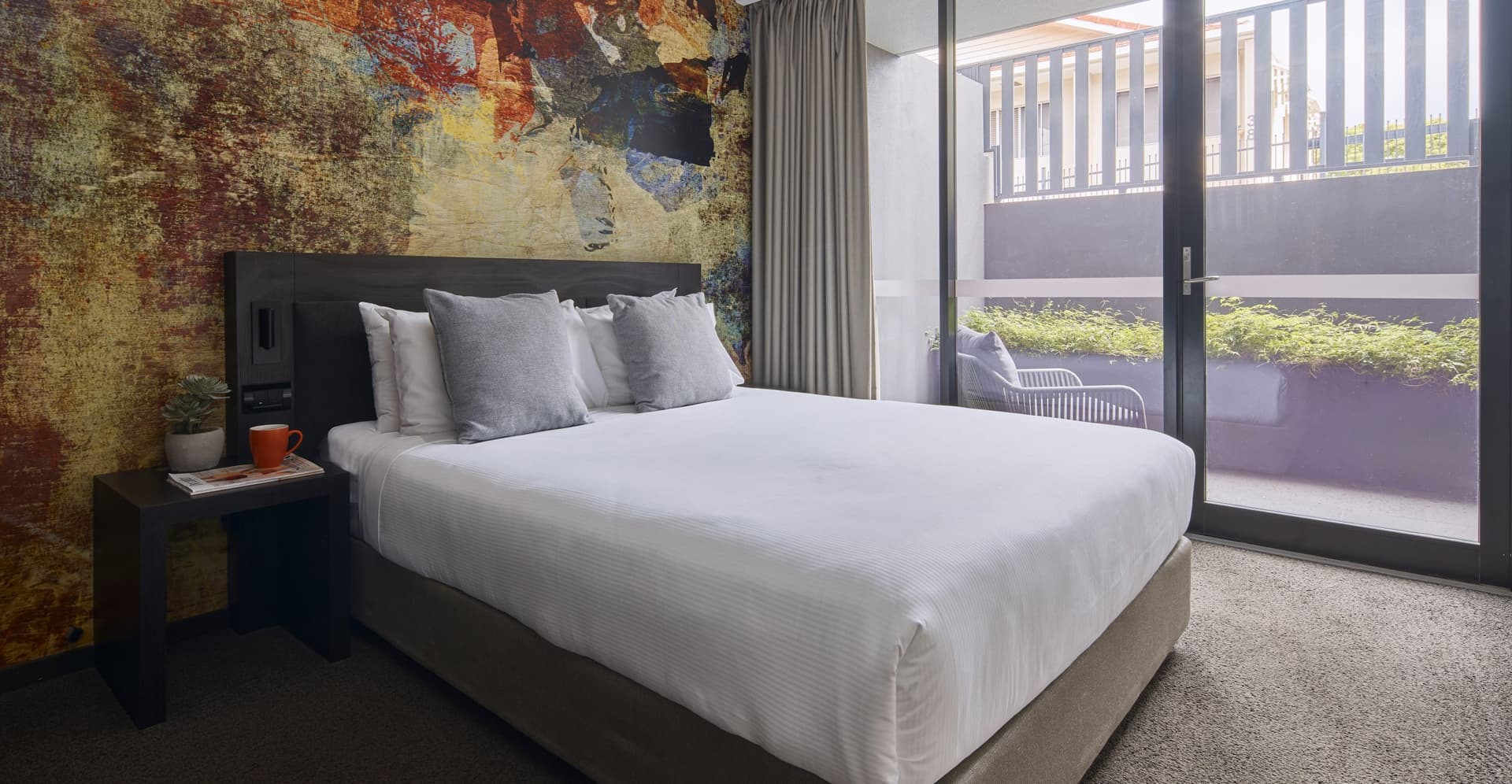 Kennigo Hotel Brisbane, Independent Collection by EVT
