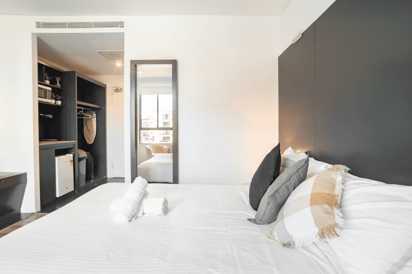 Motel 10