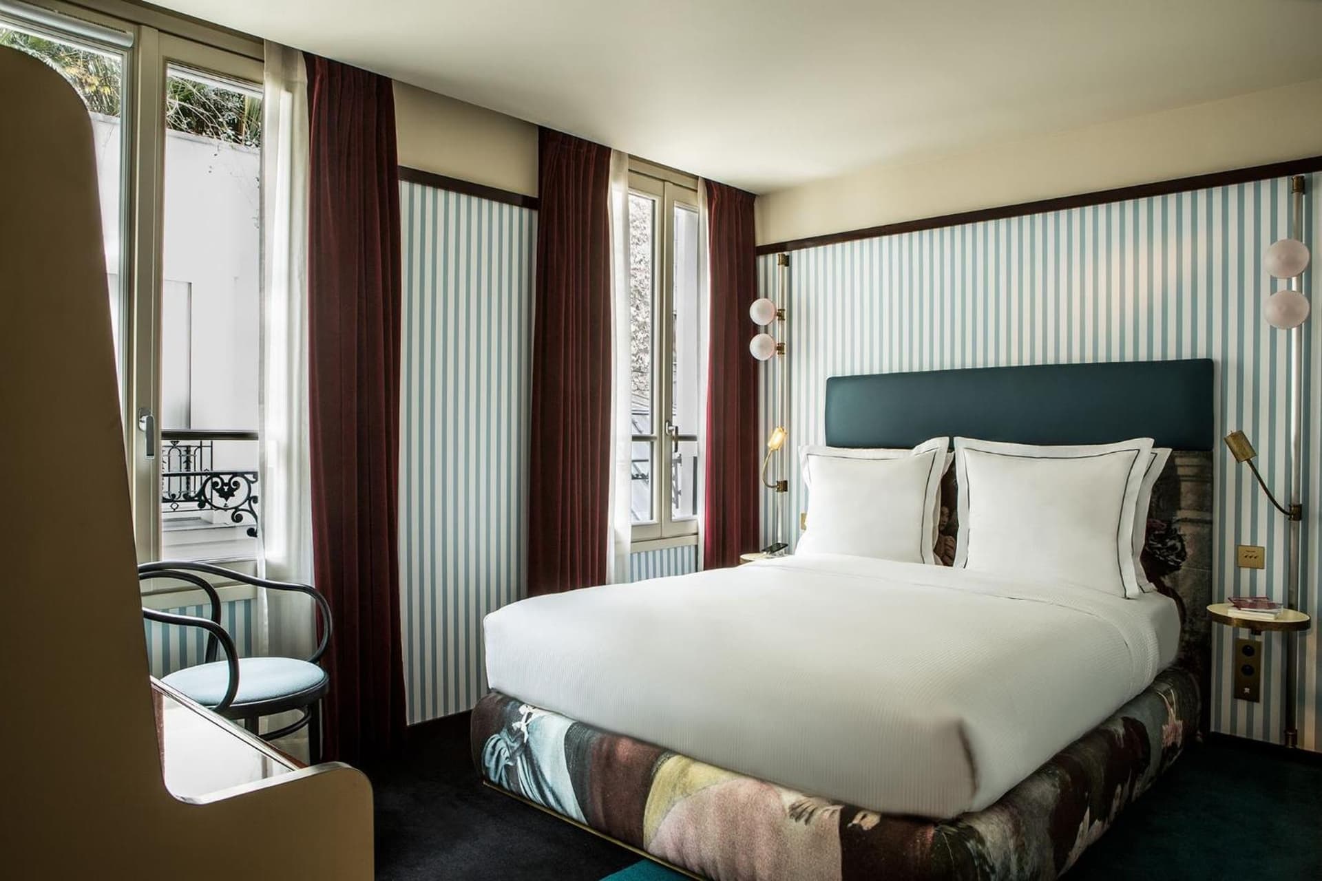 Hôtel du Rond-Point des Champs Elysées - Esprit de France