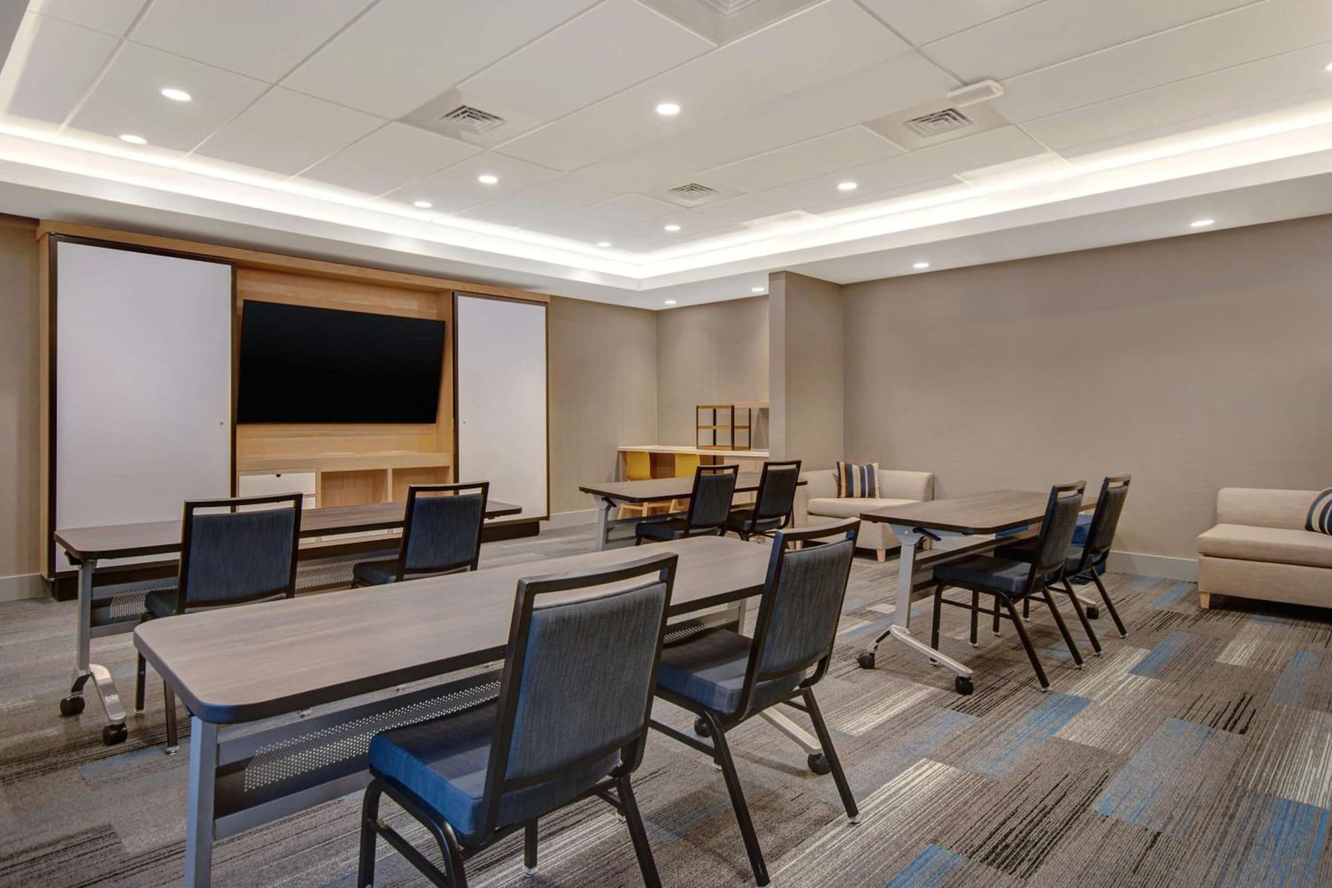 Hyatt House Mall of America MSP Airport