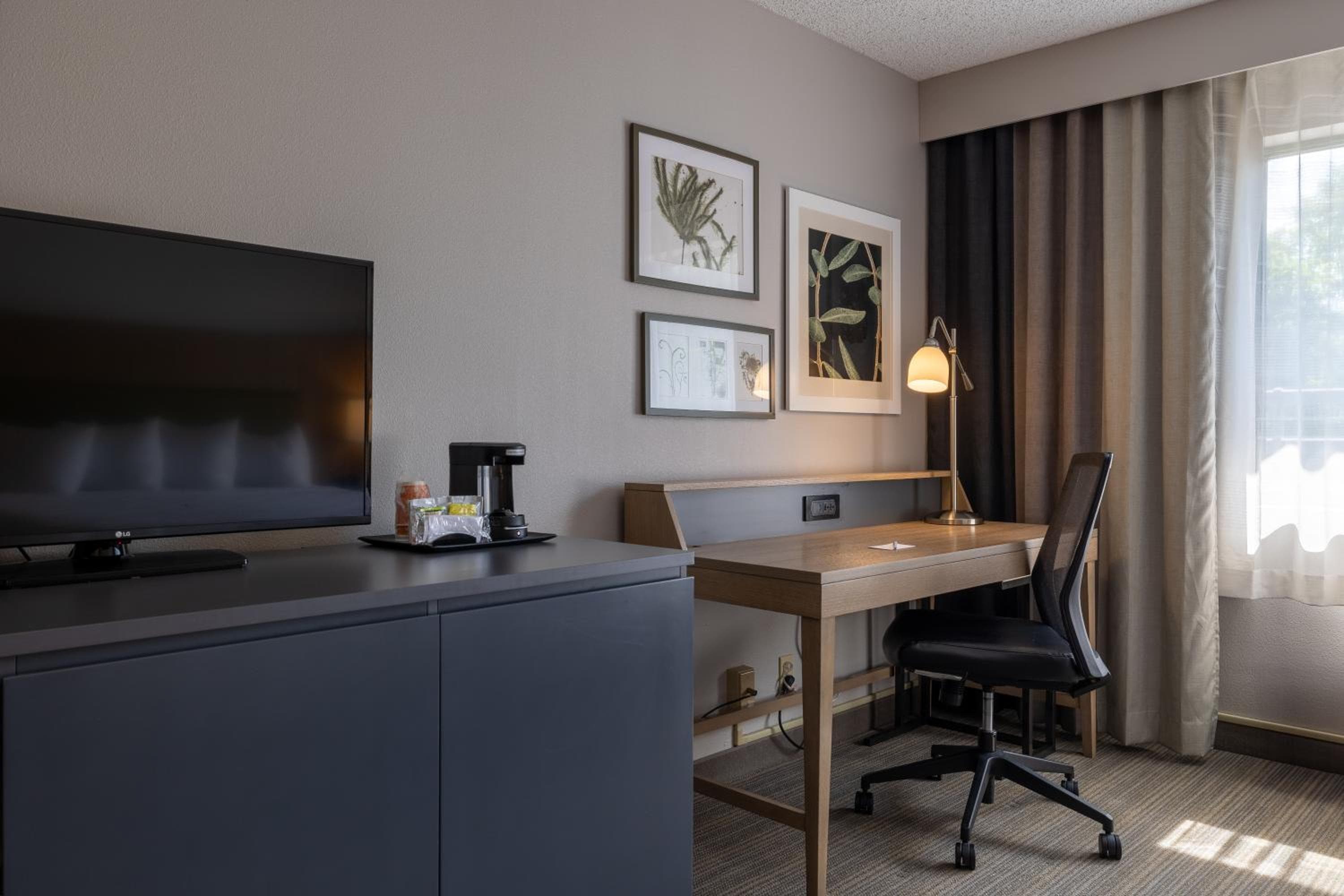 Country Inn & Suites by Radisson Seattle-Bothell