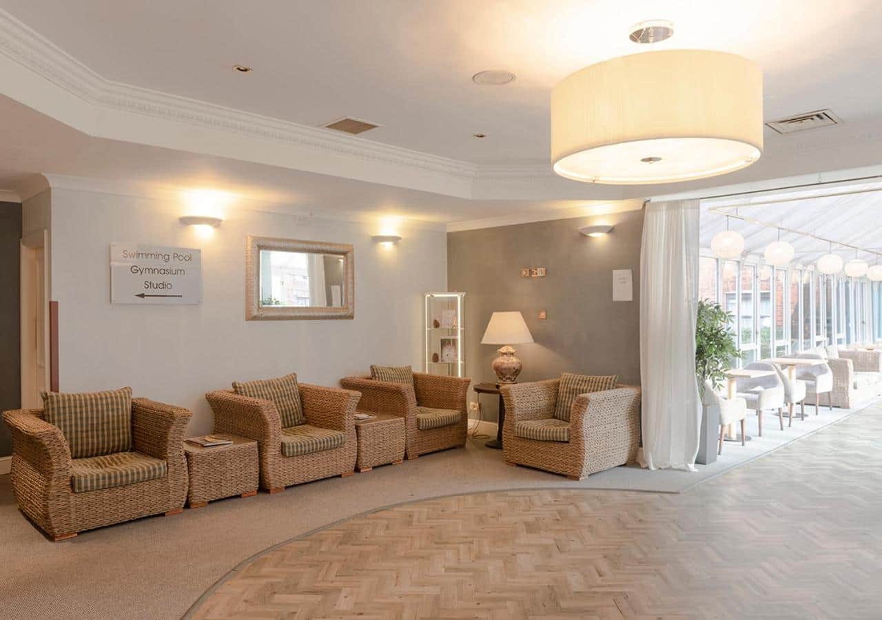 Hogs Back Hotel & Spa Nr Farnham