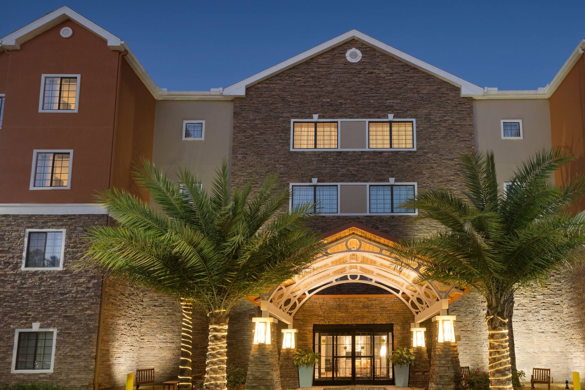 Homewood Suites by Hilton Jacksonville Deerwood Park