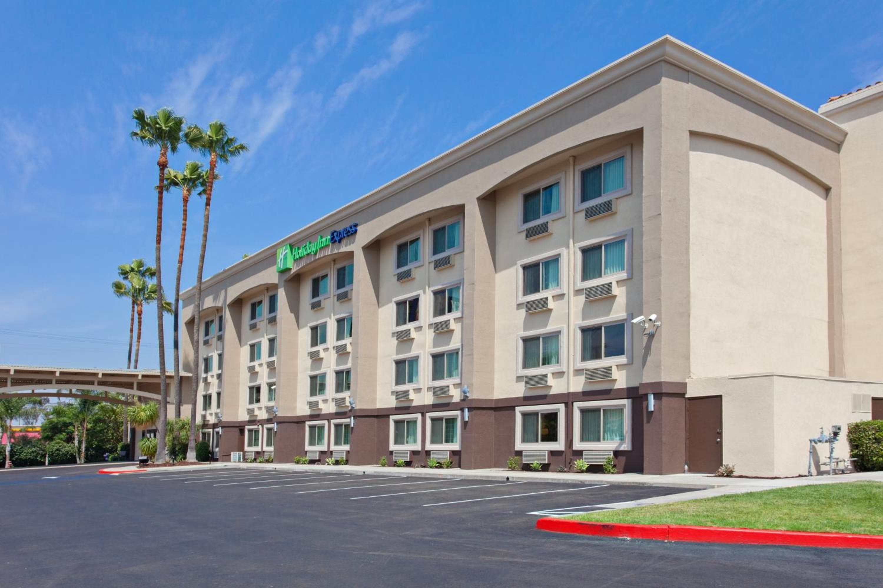 Holiday Inn Express San Bernardino Colton by IHG