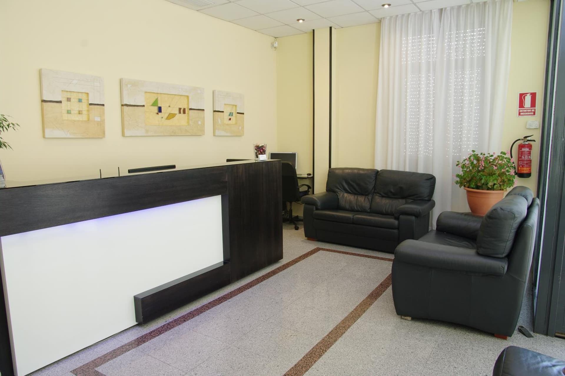 Hotel Barajas Plaza