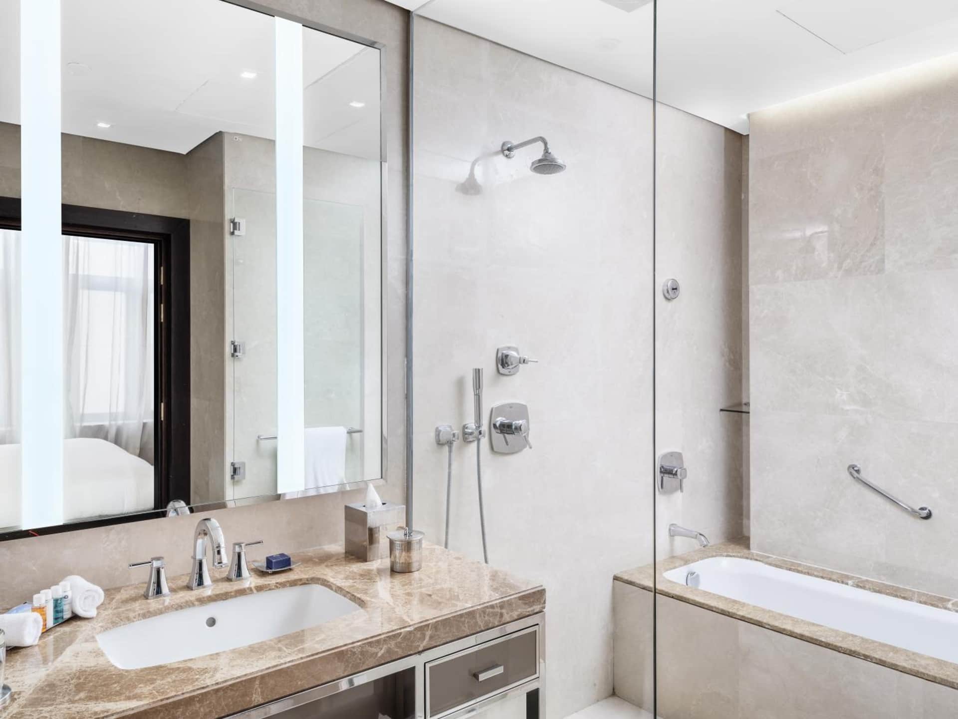 The Hotel Galleria Jeddah, Curio Collection by Hilton
