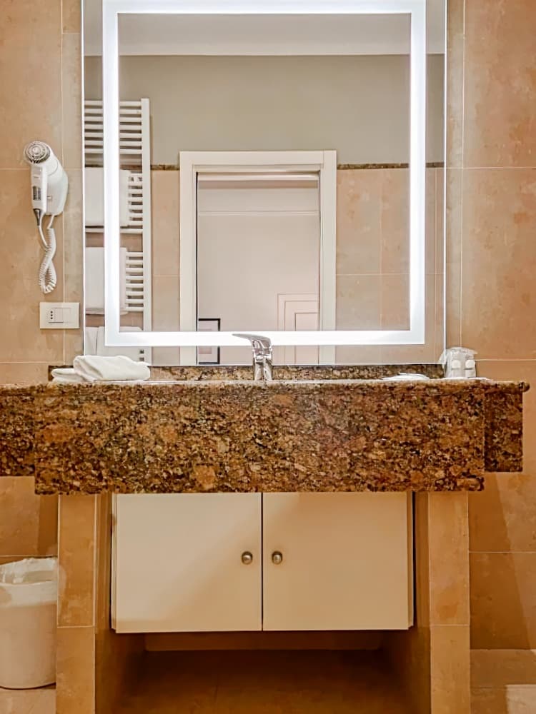 Hotel Embassy City Resort