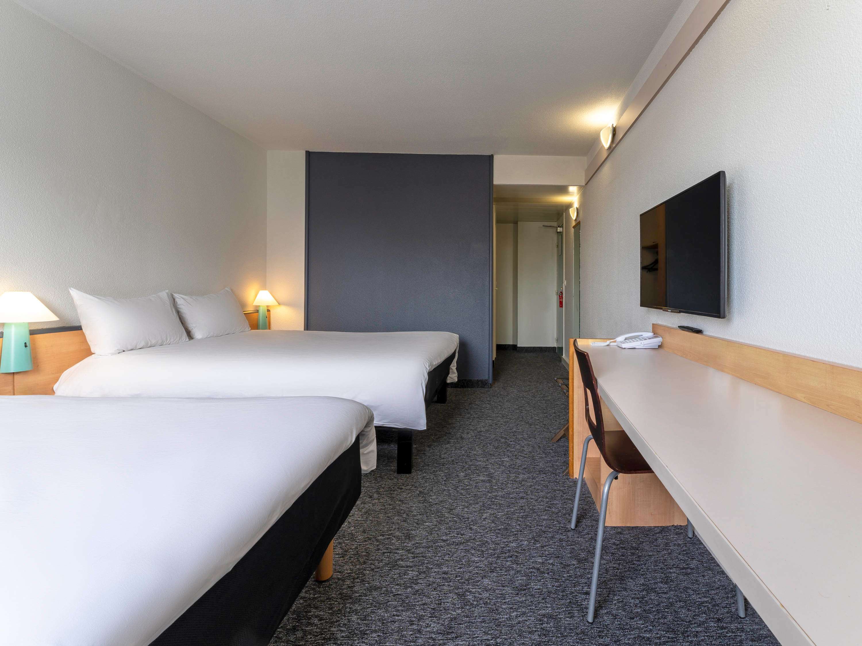 ibis Paris Pantin Eglise