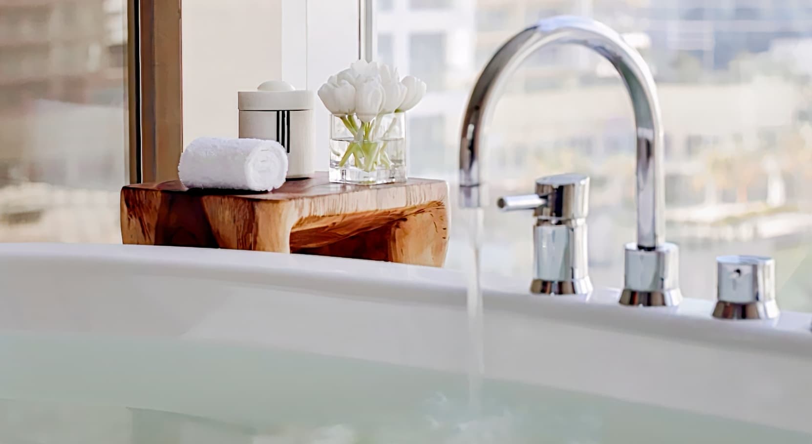 Mövenpick Hotel Jumeirah Lakes Towers